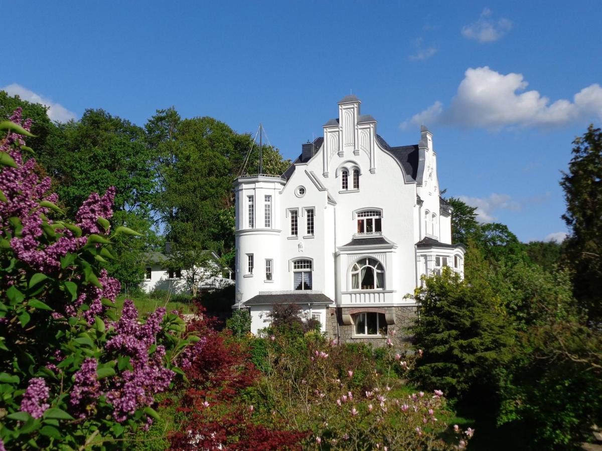 WeisseVilla Friedrichsbrunn Fewo SOLIDE Thale Exterior foto